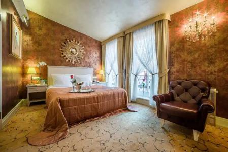 Imperial & Restaurant - 32