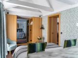 Exclusive Double Suite