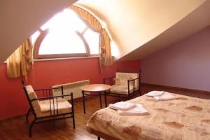 Central Family Hotel, Khaskovo