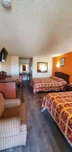 Anaheim National Inn - 110