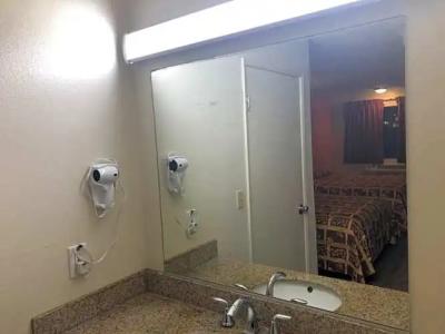 Anaheim National Inn - 103