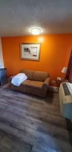 Anaheim National Inn - 140