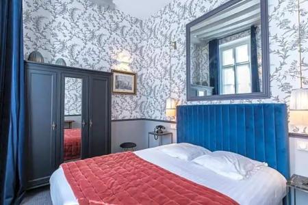 Dauphine Saint Germain - 38