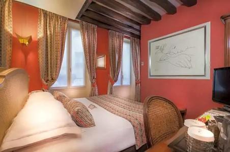 Dauphine Saint Germain - 42