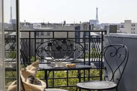 Hôtel de Banville - 164