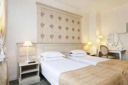 Hôtel de Bellevue Paris Gare du Nord - 57