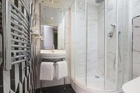 & Spa de Latour Maubourg - 73