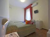 Standard Quadruple room with sea view
