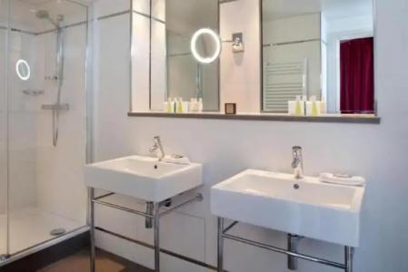 Hôtel de Sévigné - 117