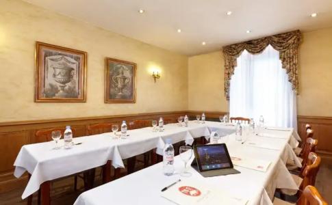 Hôtel de Sévigné - 15