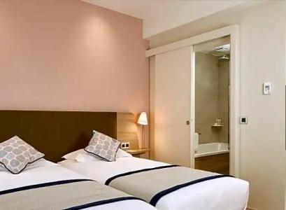 Hôtel de Sévigné - 131