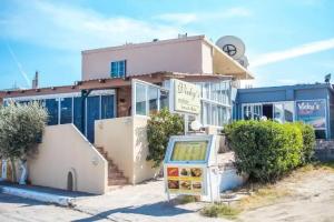 Vickys Studios Faliraki, Faliraki