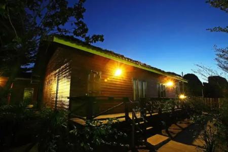 PP Red Tuna Hut - 91