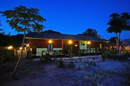 PP Red Tuna Hut - 54