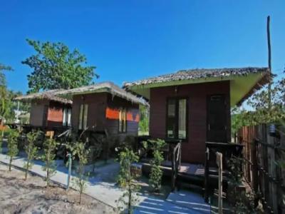 PP Red Tuna Hut - 57