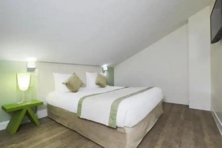 Kyriad Paris 18 - Porte de Clignancourt - Montmartre - 108