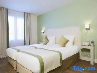 Kyriad Paris 18 - Porte de Clignancourt - Montmartre - 125
