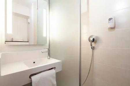 B&B Dunkerque Centre Gare - 9