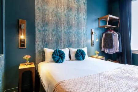 Glasgow Monceau by Patrick Hayat - 62