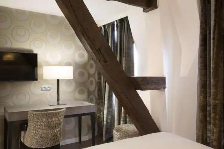 Hôtel Jacques de Molay - Fitness & Sauna - 33