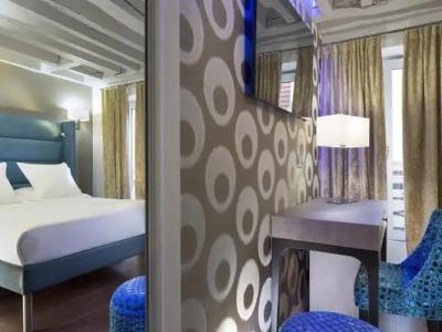 Hôtel Jacques de Molay - Fitness & Sauna - 48