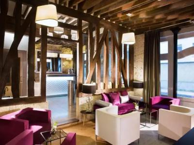Hôtel Jacques de Molay - Fitness & Sauna - 6