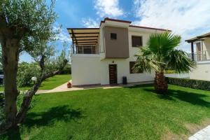 Villas Hanioti, Hanioti