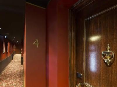 Le Belmont Paris - 12