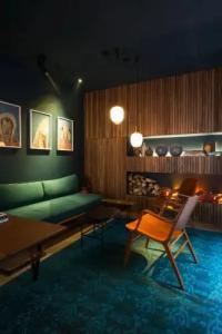 COQ Paris - 18