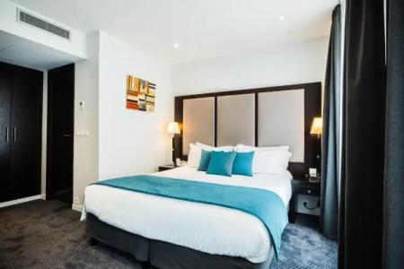 Park Lane Paris - 125