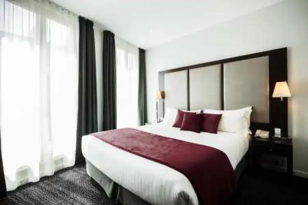 Park Lane Paris - 176