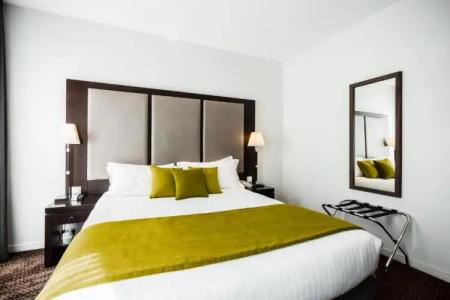 Park Lane Paris - 179