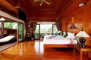 Reuan Thai Villa, Patong