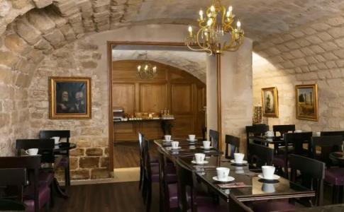 Serotel Lutèce - 24