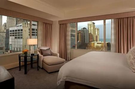 The Peninsula Chicago - 7