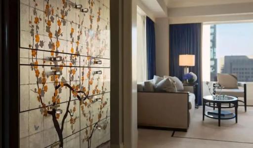 The Peninsula Chicago - 13