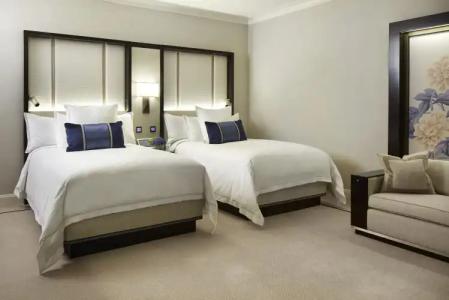 The Peninsula Chicago - 20