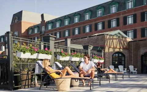 The Charleston Place - 33