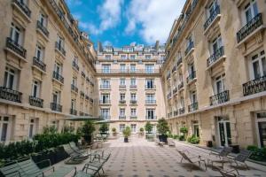 Fraser Suites Le Claridge Champs-Elysées, Paris