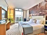 1 Bedroom Executive with Champs Elysees view Double Suite