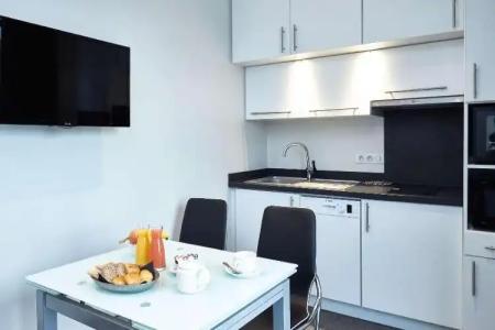 Best Western Le Cheval Blanc -Centre- Vieux Port - 69