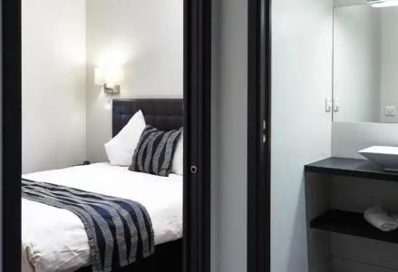 Best Western Le Cheval Blanc -Centre- Vieux Port - 235