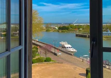 Best Western Le Cheval Blanc -Centre- Vieux Port - 106