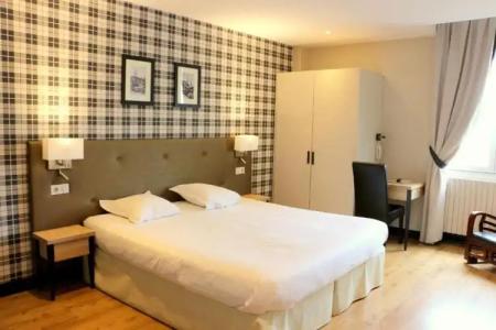 Best Western Le Cheval Blanc -Centre- Vieux Port - 83