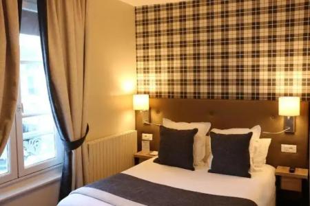 Best Western Le Cheval Blanc -Centre- Vieux Port - 79