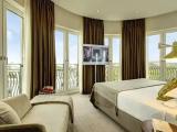 2 Bedrooms Signature Suite with park view