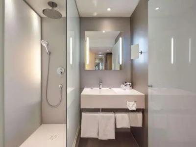 Mercure Paris Arc de Triomphe Etoile - 29