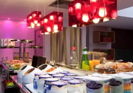 Mercure Paris Arc de Triomphe Etoile - 10