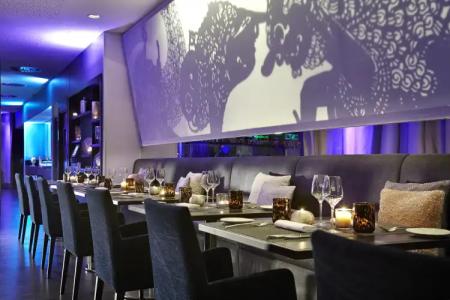 Renaissance Paris Arc de Triomphe - 28