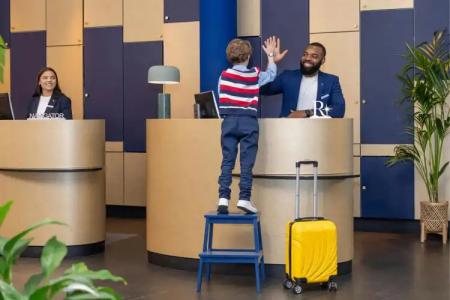 Renaissance Paris Arc de Triomphe - 33